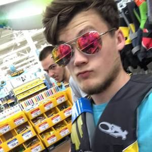 Meet your Posher, Lance